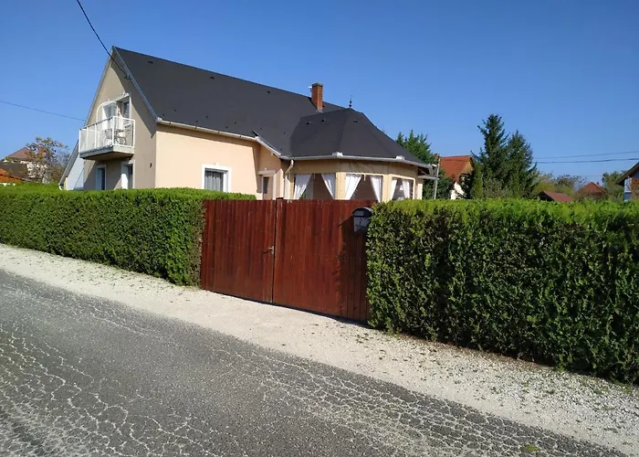 Apartament Orient Relax Garden Keszthely